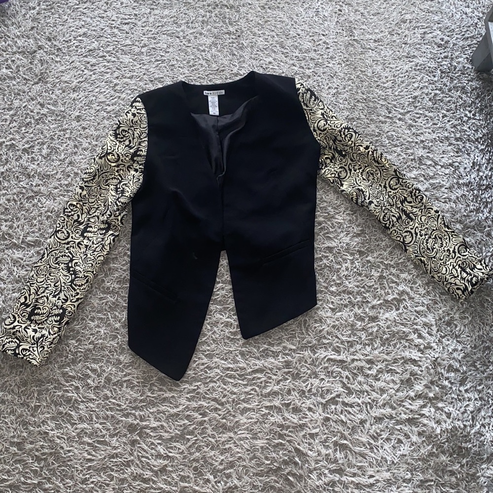 Bar III Front Row Black blazer with contrast gold metallic brocade sleeves